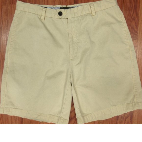 ORVIS SHORTS REGULAR FIT 100% COTTON LIGHT YELLOW Sz 34 - Picture 1 of 3